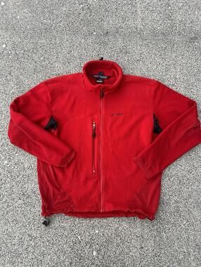 Arc'teryx Vintage 2001 Delta Polartec Fleece Red Canada Made - Men’s Large